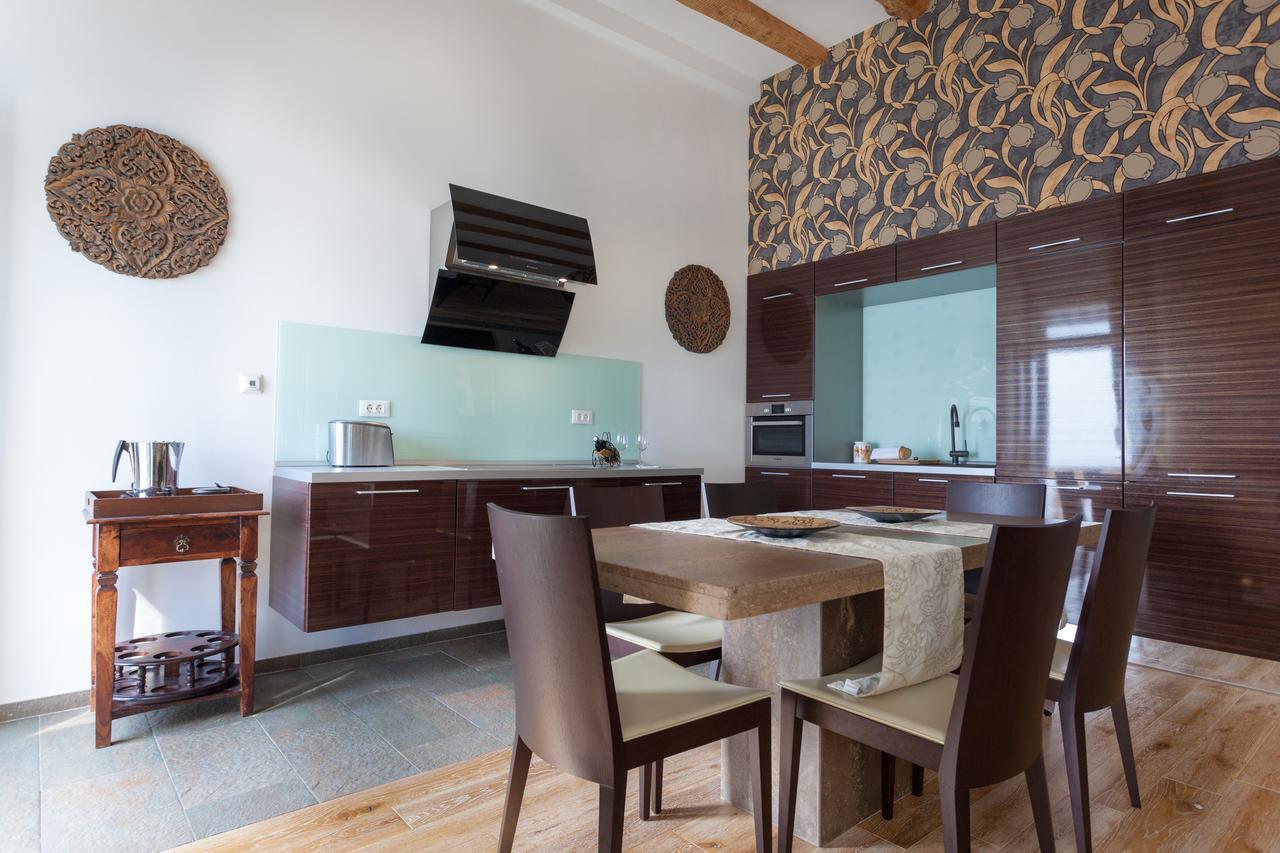 Luxury Beachfront Apartment Banje Дубровник Екстер'єр фото